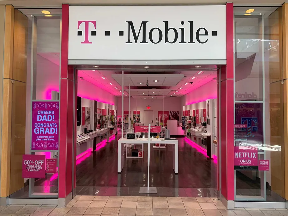 Exterior photo of T-Mobile store at Tyrone Square Mall 2, St. Petersburg, FL