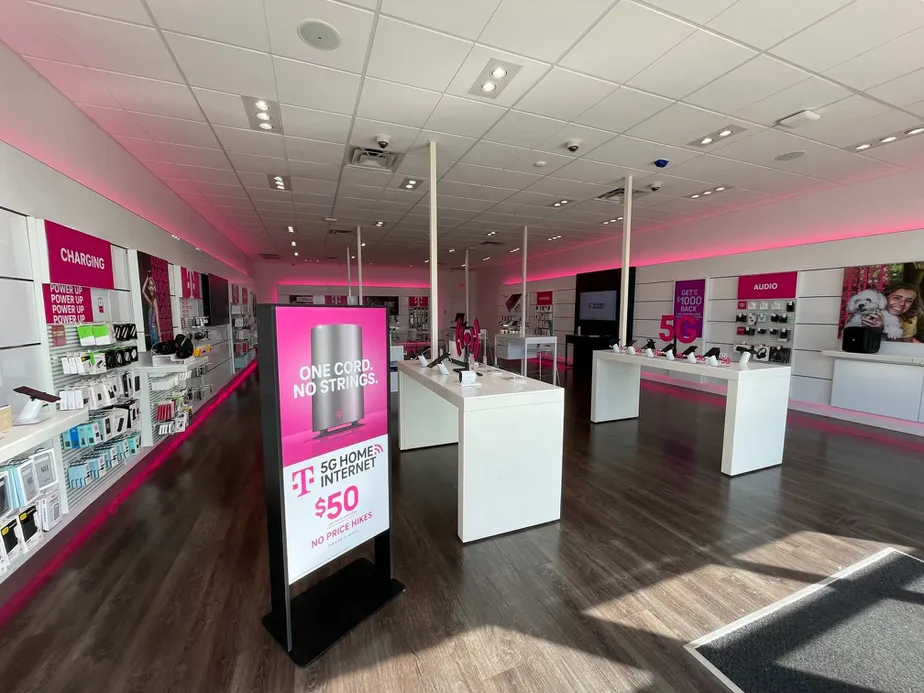 Interior photo of T-Mobile Store at Hwy 281 & Trenton Rd, Edinburg, TX