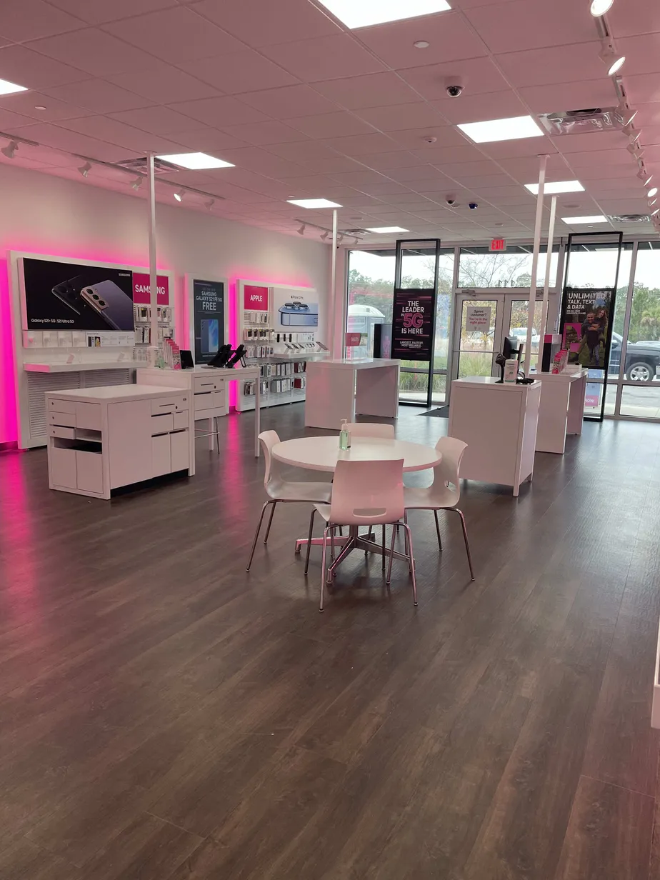 Interior photo of T-Mobile Store at Sea Island Pkwy & Airport Cir, Beaufort, SC