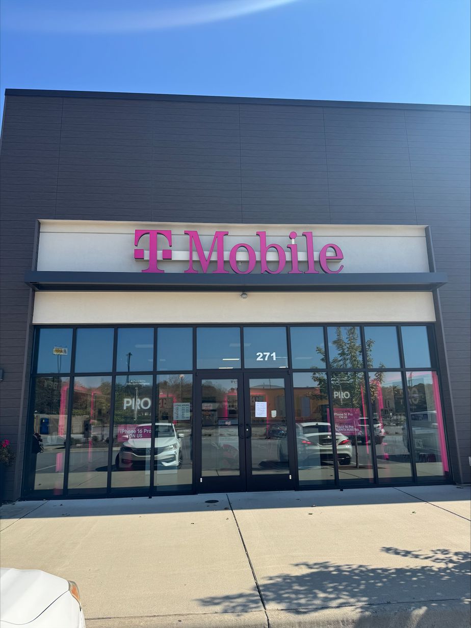 Exterior photo of T-Mobile Store at Smokey Park & Old Hollywood, Asheville, NC
