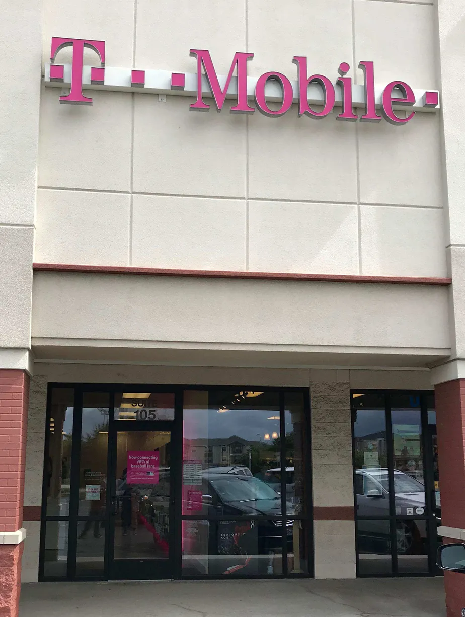 Exterior photo of T-Mobile store at Nifong Blvd & Buttonwood Dr, Columbia, MO