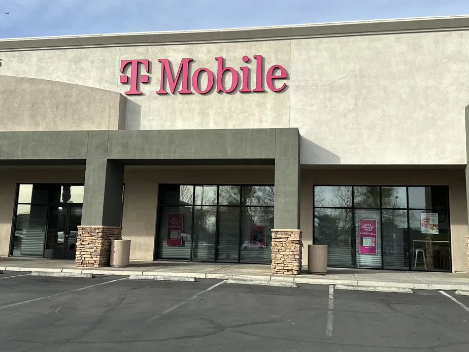  Exterior photo of T-Mobile Store at Rainbow & 215, Las Vegas, NV 