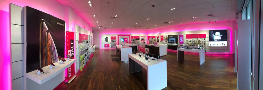 Interior photo of T-Mobile Store at River Rd & Old River Rd, Edgewater, NJ