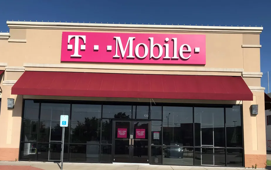 Exterior photo of T-Mobile store at Skillman & Abrams, Dallas, TX
