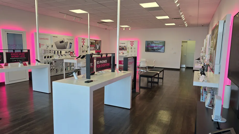  Interior photo of T-Mobile Store at US 66 & Edgewood, Edgewood, NM 