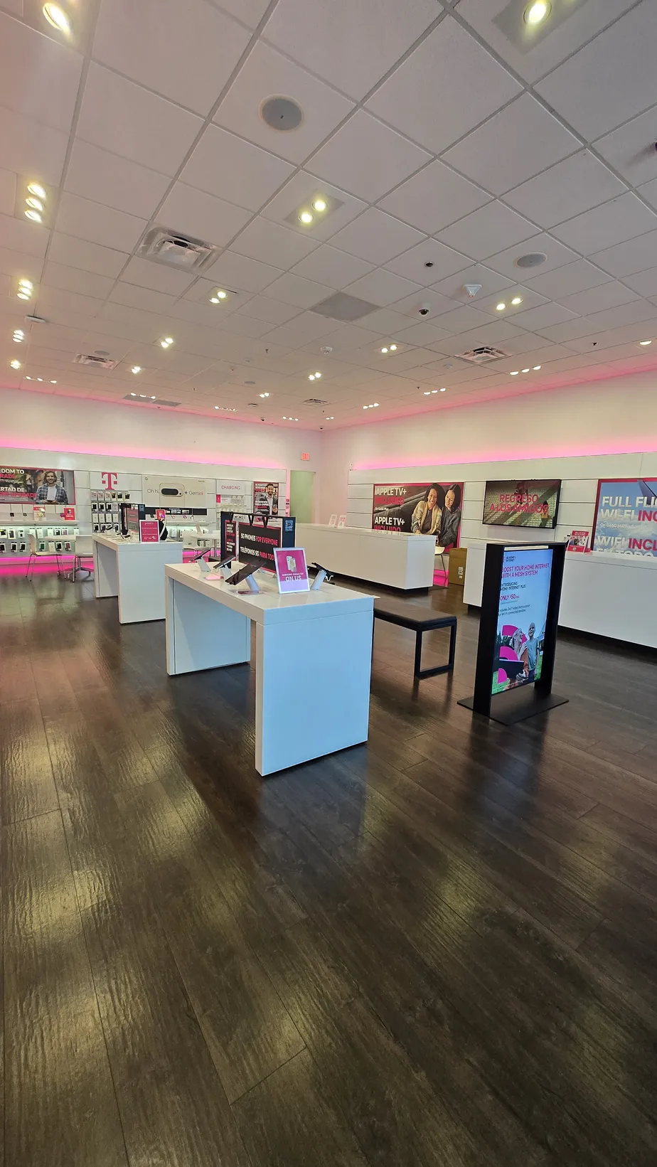  Interior photo of T-Mobile Store at Devonshire & Sepulveda, Mission Hills, CA 