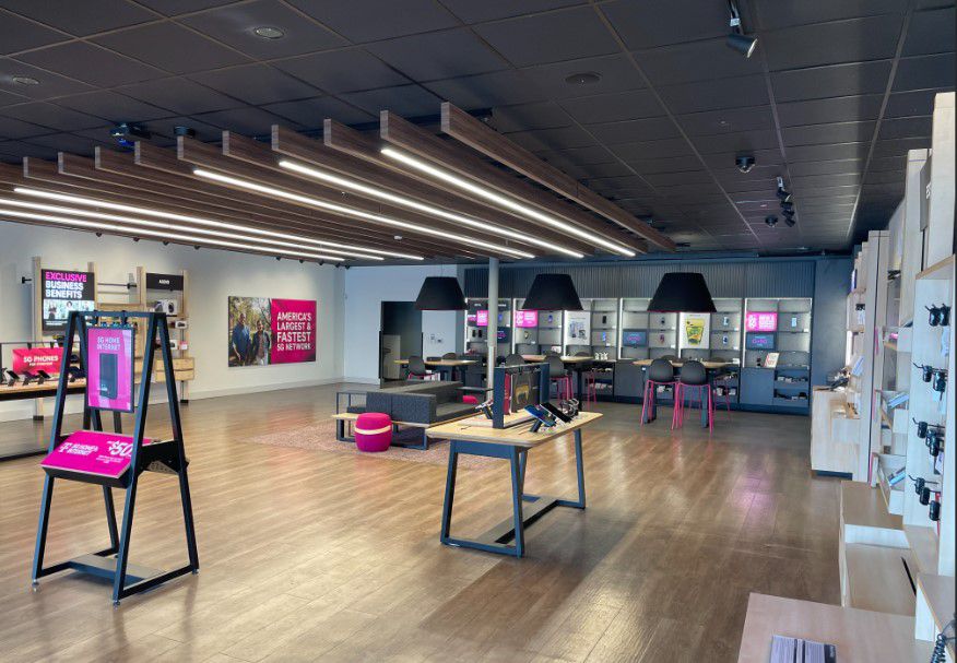Interior photo of T-Mobile Store at Broadway Blvd & E Williams Cir, Tucson, AZ
