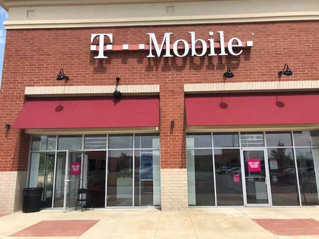 Exterior photo of T-Mobile store at S Amity Rd & Dave Ward Drive, Conway, AR