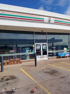 Image gallery for 7-Eleven
