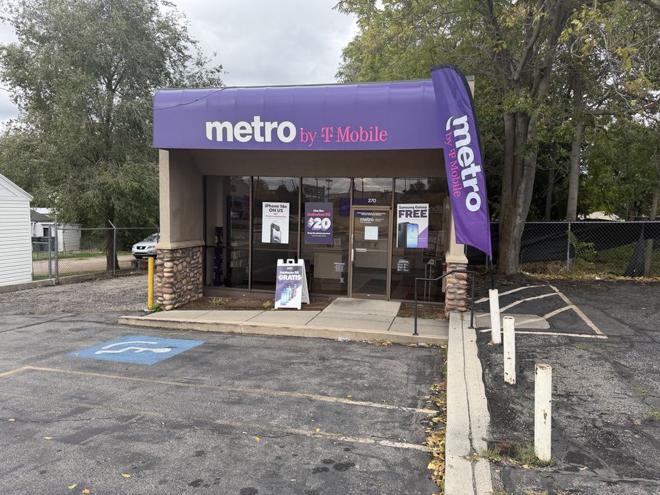 Metro by T-Mobile 270 36th Street - 270 36th Street 