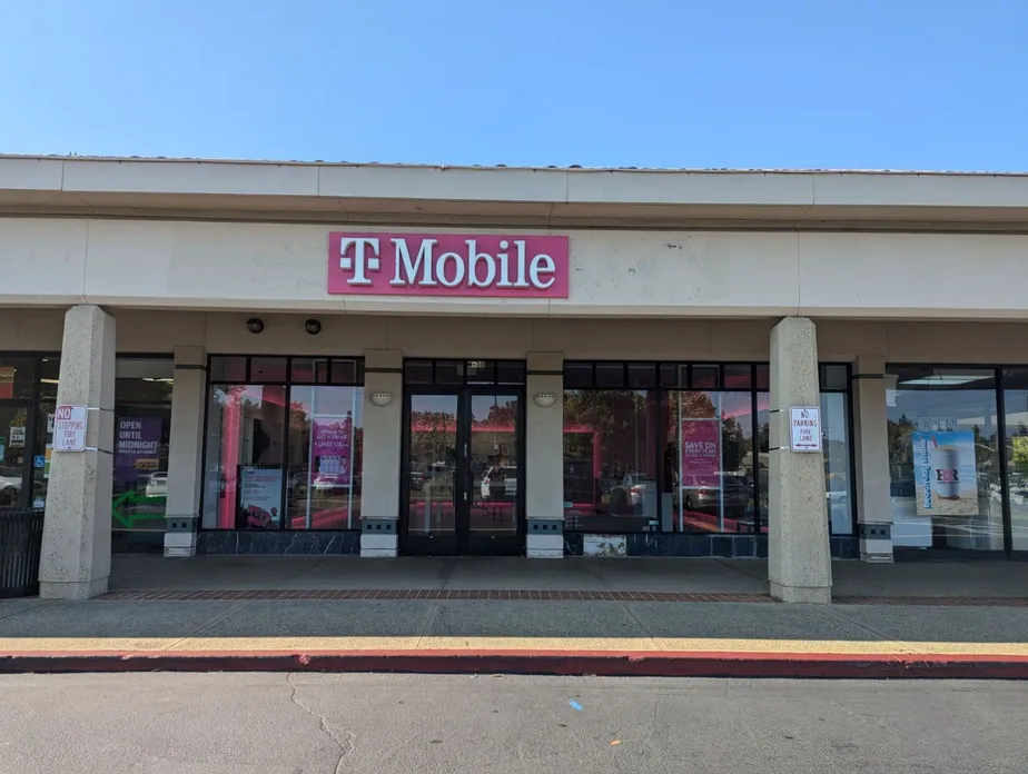  Exterior photo of T-Mobile Store at Almaden & Blossom Hill, San Jose, CA 
