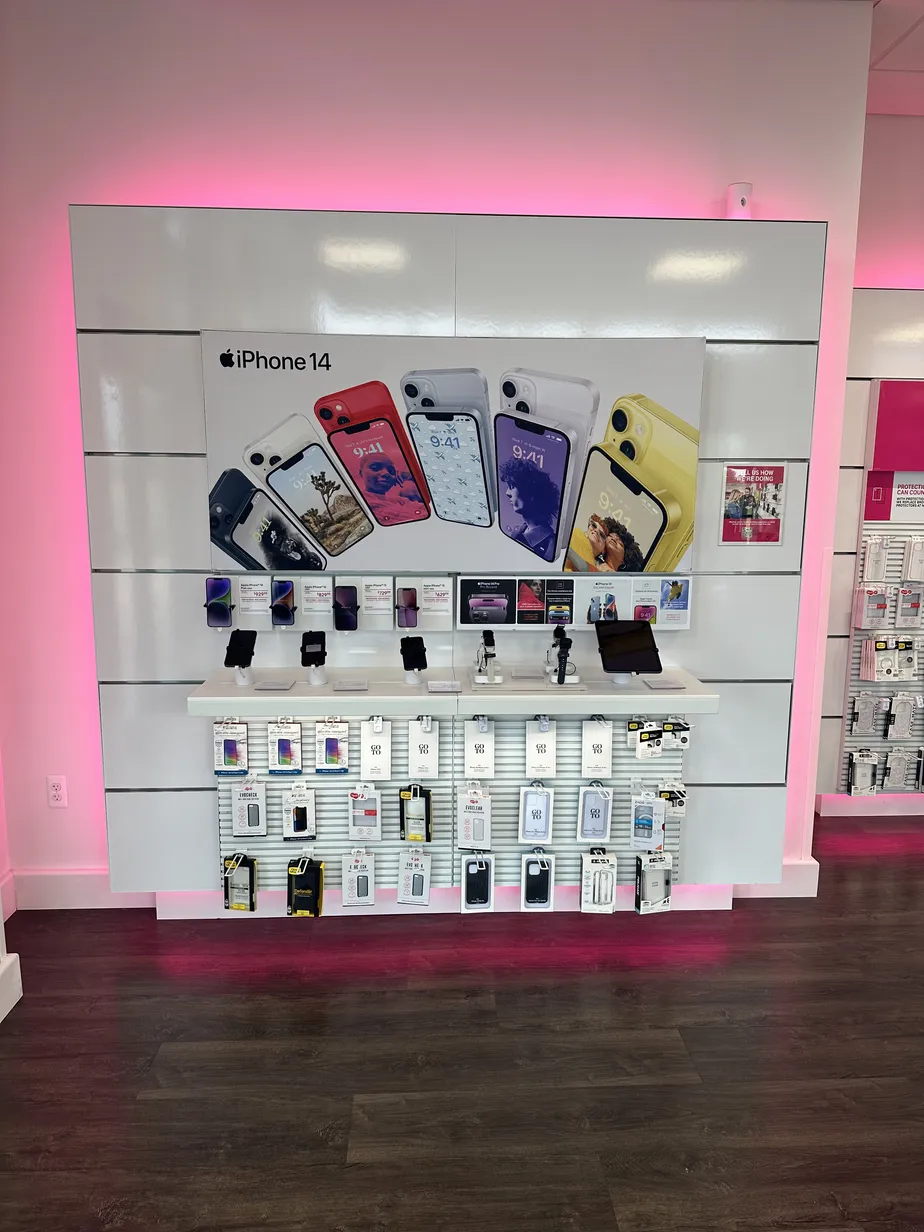 Interior photo of T-Mobile Store at 13 Mile & Southfield, Southfield, MI