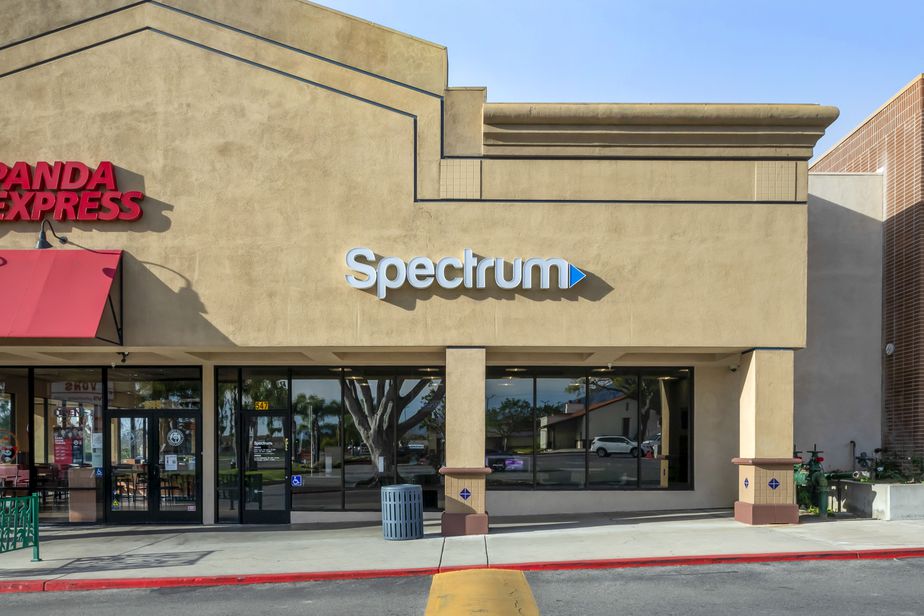 Spectrum - 547 W Harvard Blvd 