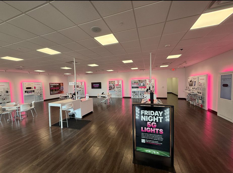 Interior photo of T-Mobile Store at Dodge St & Wacker Dr, Dubuque, IA
