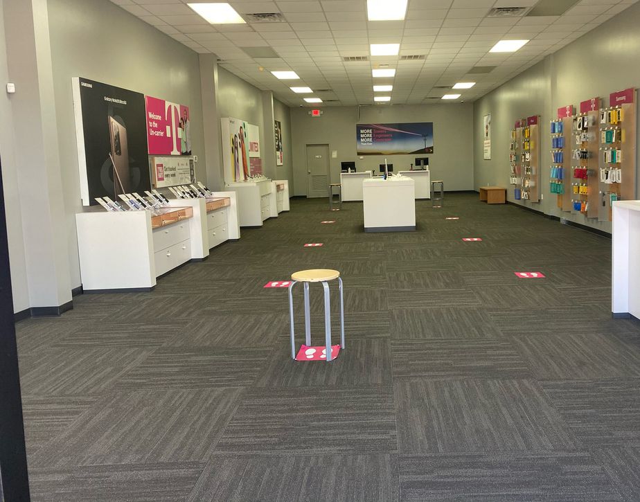 Interior photo of T-Mobile Store at Hwy 70 W & Arendell St, Morehead City, NC