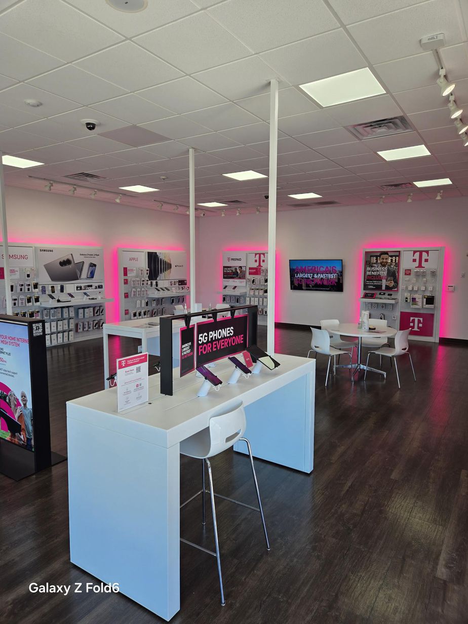 Interior photo of T-Mobile Store at Eastern Blvd & Hwy 20, Canandaigua, NY