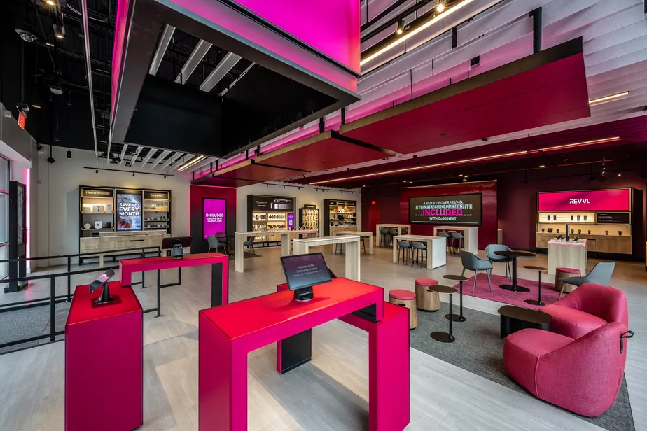  Interior photo of T-Mobile Store at Southcenter Pkwy & Minkler Blvd, Tukwila, WA 
