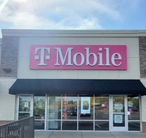 Exterior photo of T-Mobile store at Freeport St & Hwy 169, Elk River, MN