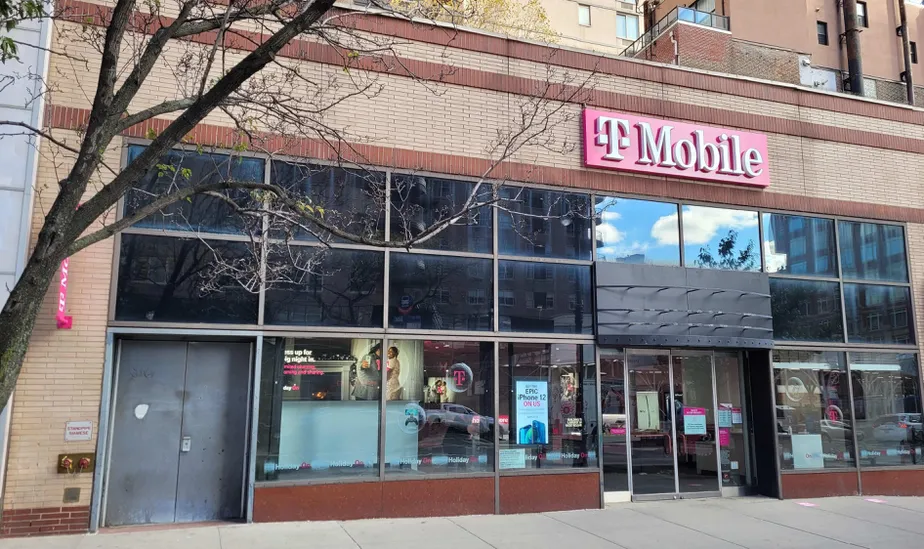 Exterior photo of T-Mobile store at E 86th St & 3rd Ave, New York, NY