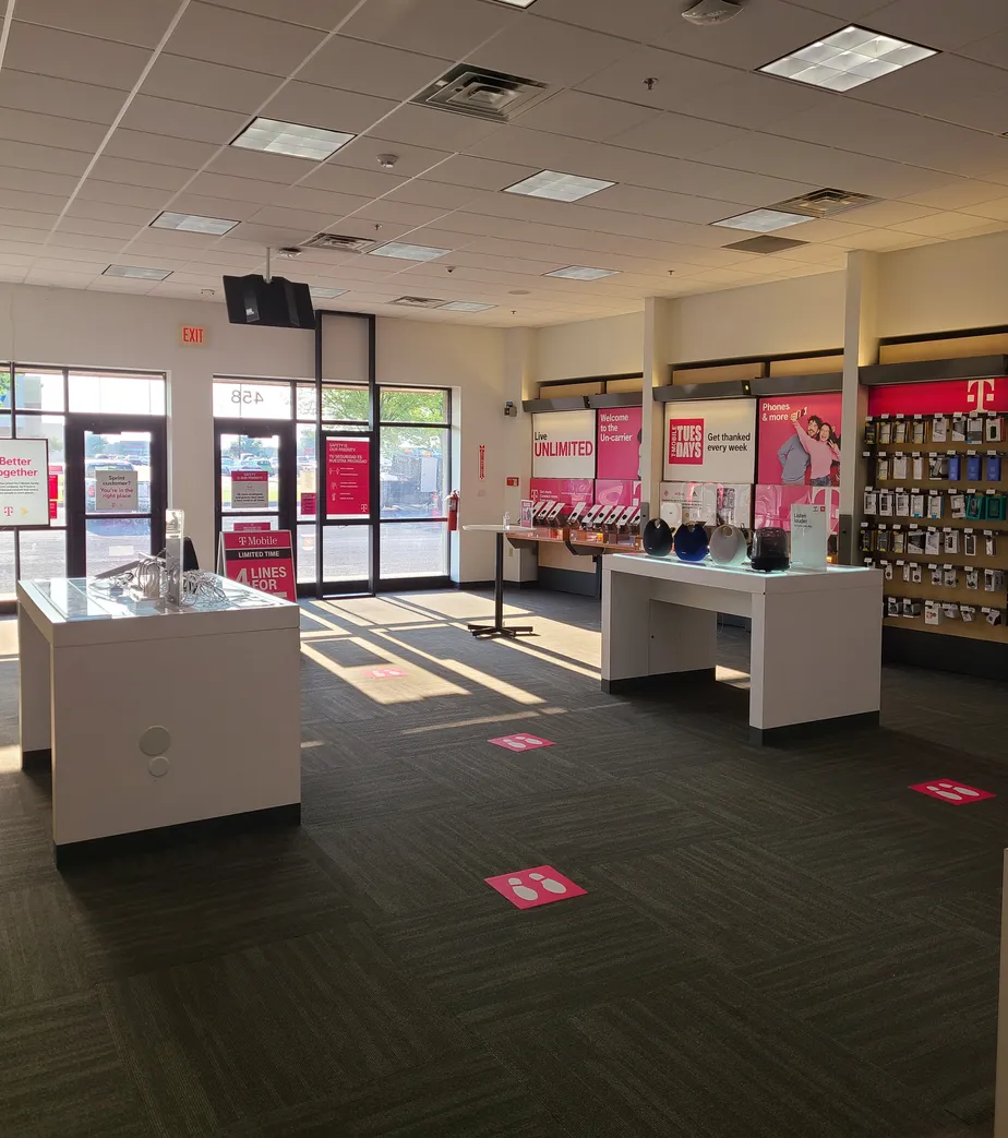  Interior photo of T-Mobile Store at Raintree Rd & Adams St, Mankato, MN 