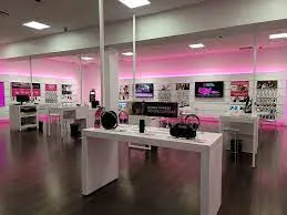  Interior photo of T-Mobile Store at Plaza Palma Real, Humacao, PR 