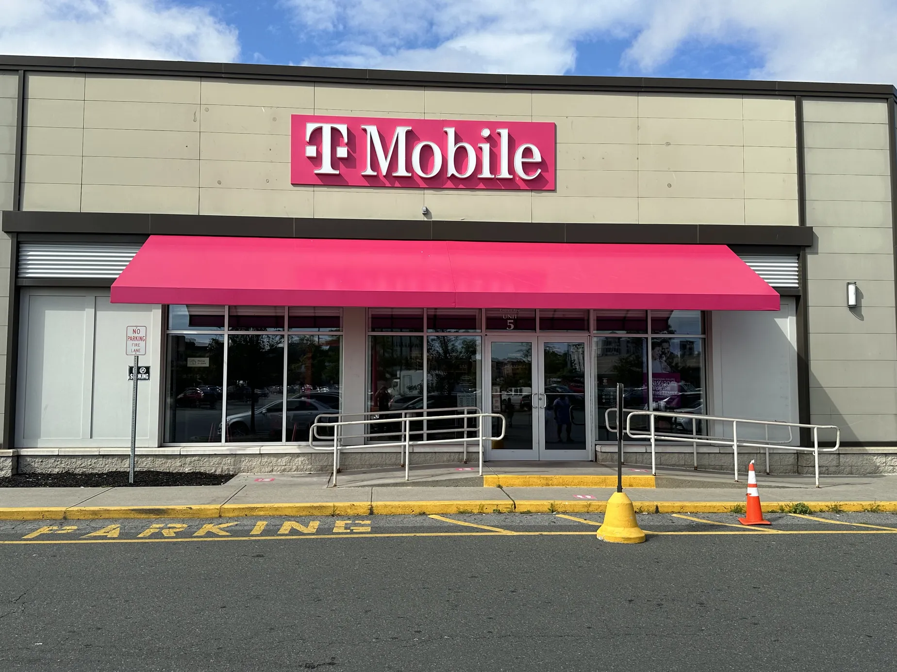 TMobile Mystic Mall Chelsea, MA