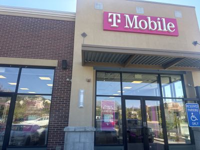 T-Mobile Authorized Retailer