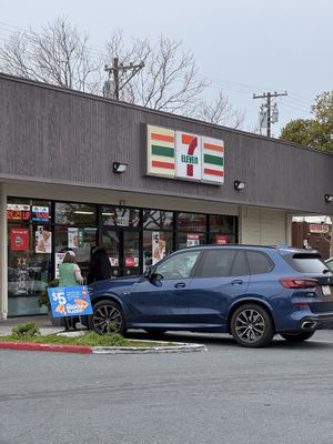 Image gallery for 7-Eleven