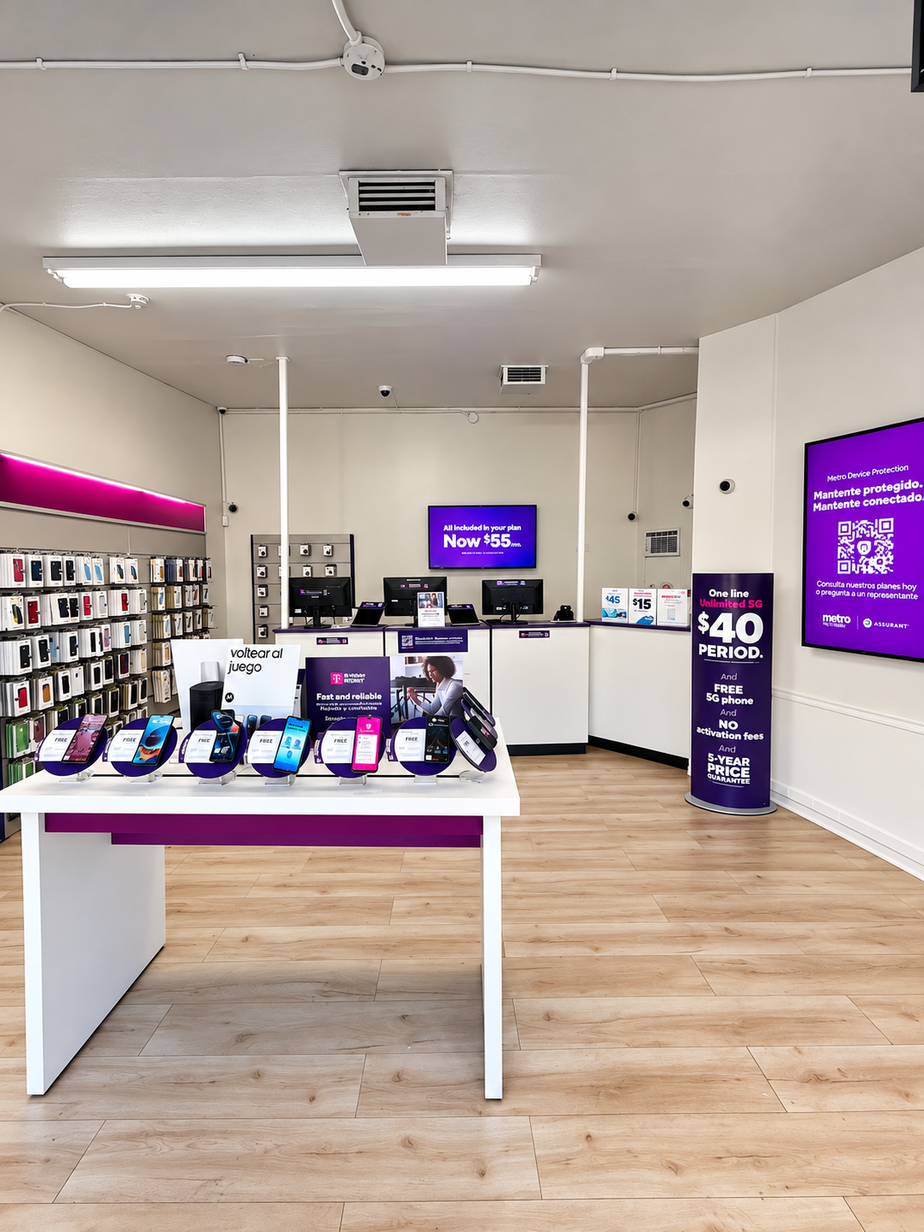 Metro by T-Mobile 10124 S Figueroa St - 10124 S Figueroa St 