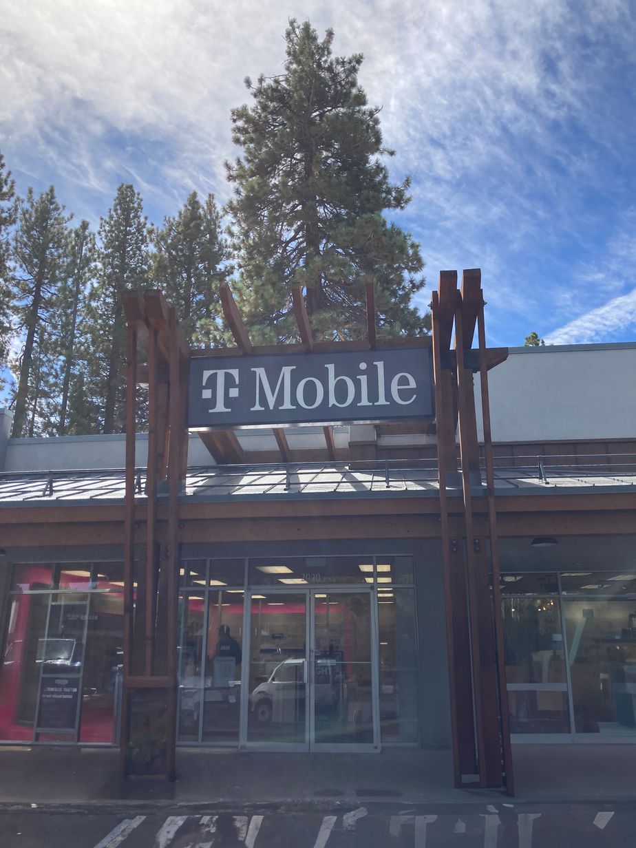Exterior photo of T-Mobile Store at Lk Tahoe Blvd & Emerald Bay Rd, South Lake Tahoe, CA