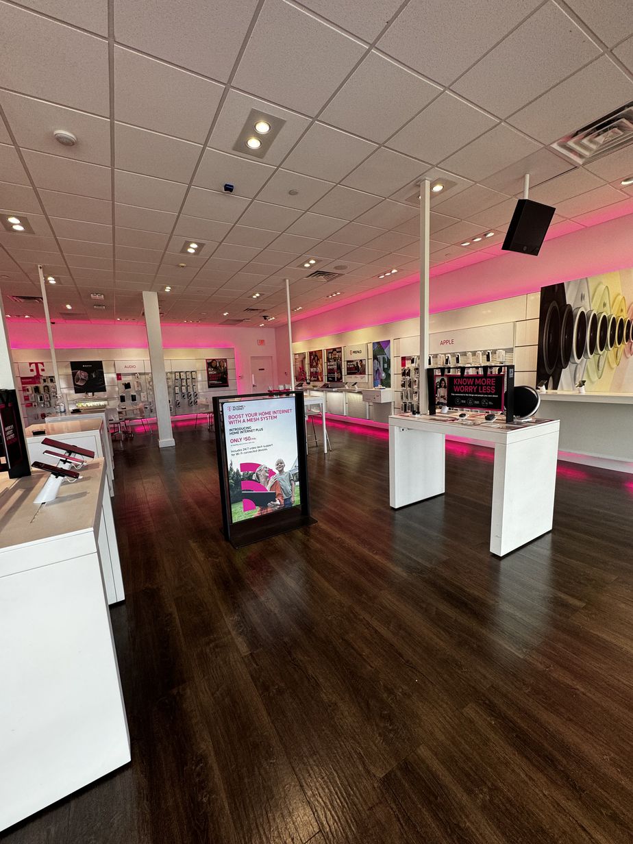 Interior photo of T-Mobile Store at Creekwood Commons, Kansas City, MO