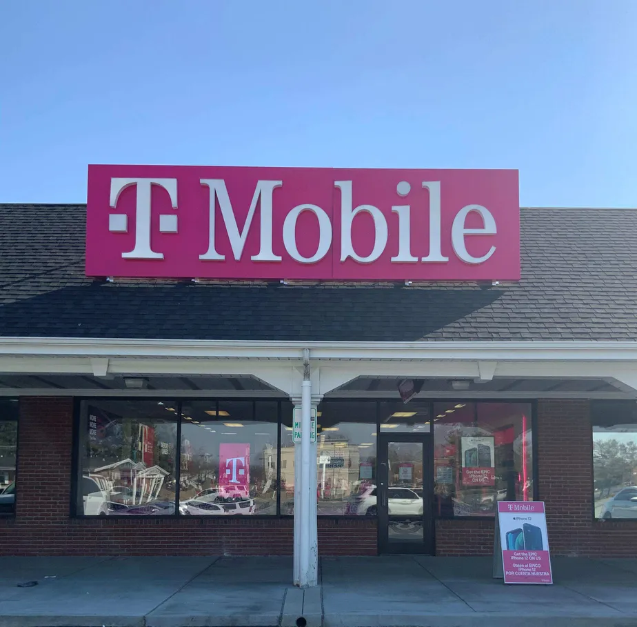  Exterior photo of T-Mobile store at Peoples Plz & Glasgow Ave 2, Newark, DE 