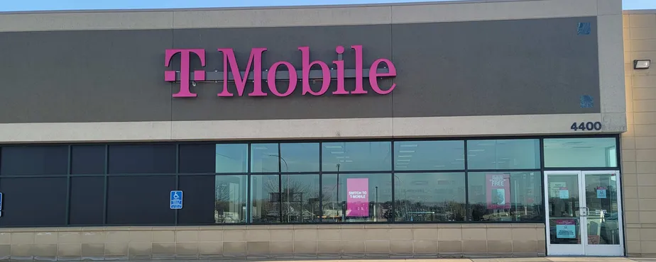 Exterior photo of T-Mobile store at W Frontage Rd Nw & 43rd St Nw, Rochester, MN