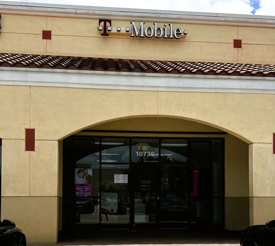  Exterior photo of T-Mobile Store at NW 74th Street & NW 107th Ave, Doral, FL 