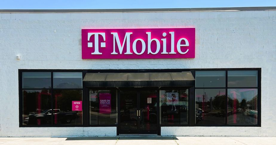 Exterior photo of T-Mobile Store at S Main St & Lauchwood Dr, Laurinburg, NC
