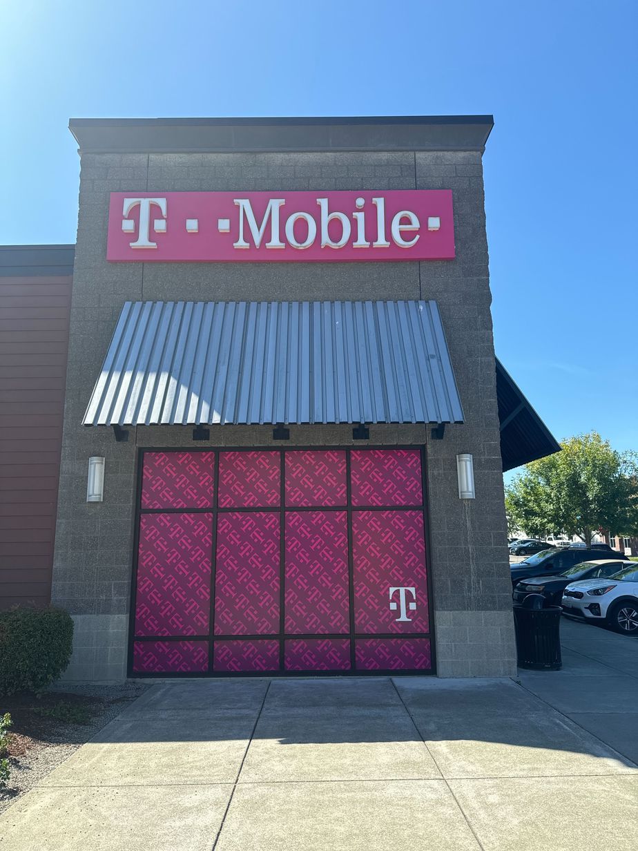 Exterior photo of T-Mobile Store at Yelm Hwy SE & College St SE, Lacey, WA