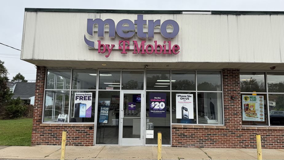 Metro by T-Mobile 4002 New Rodgers Road - 4002 New Rodgers Road