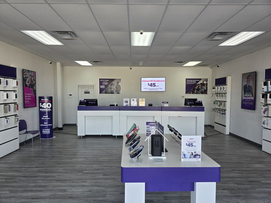 Metro by T-Mobile 1134 Culebra Rd - 1134 Culebra Rd 