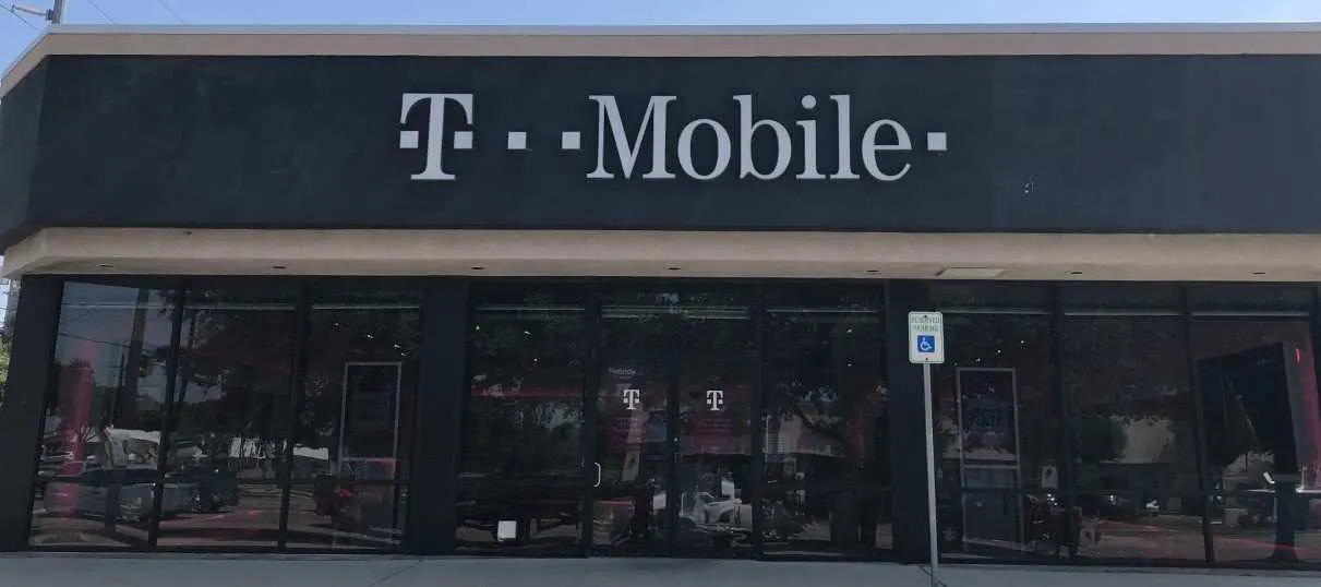 TMobile Broadway & Centerville Garland, TX
