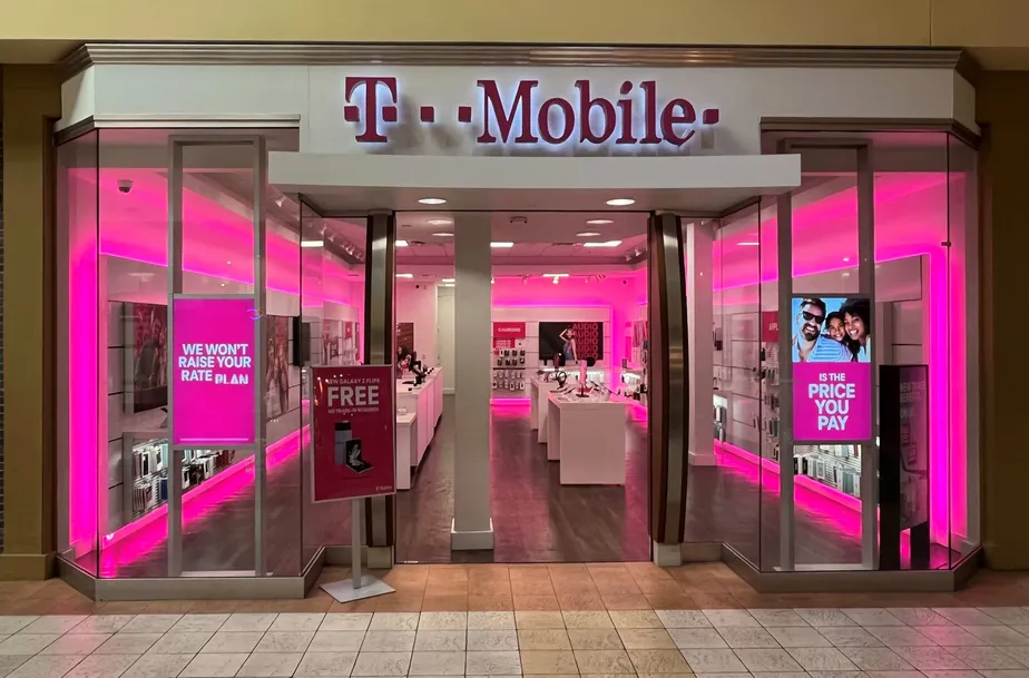Foto del exterior de la tienda T-Mobile en Mesilla Valley Mall, Las Cruces, NM