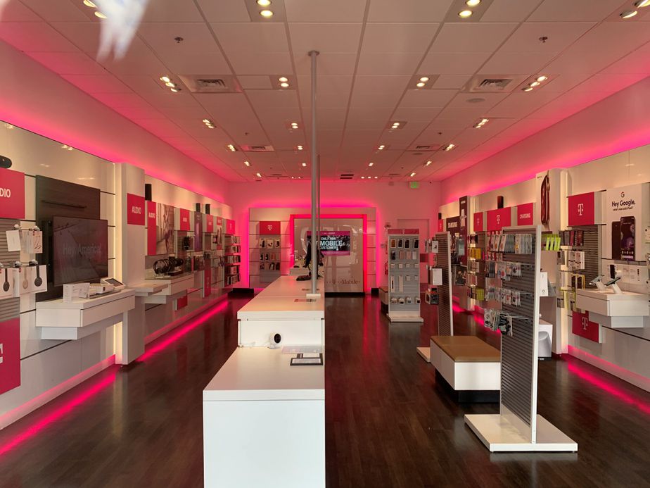 Interior photo of T-Mobile Store at Frontier Village, Lake Stevens, WA