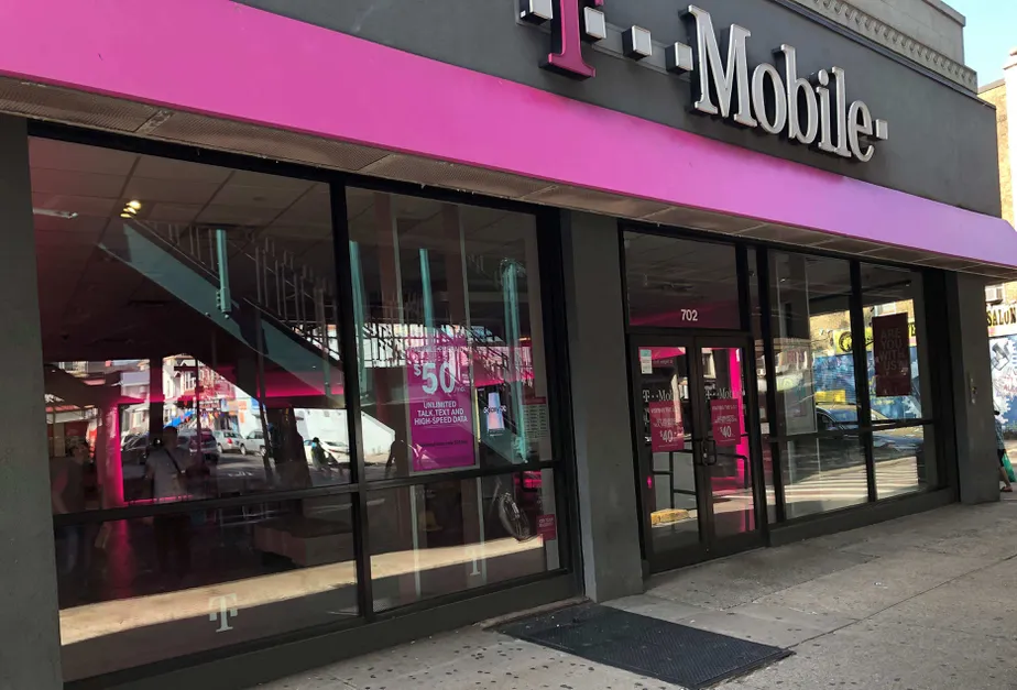 Exterior photo of T-Mobile store at Brighton Beach Ave & Brighton 7th St., Brooklyn, NY