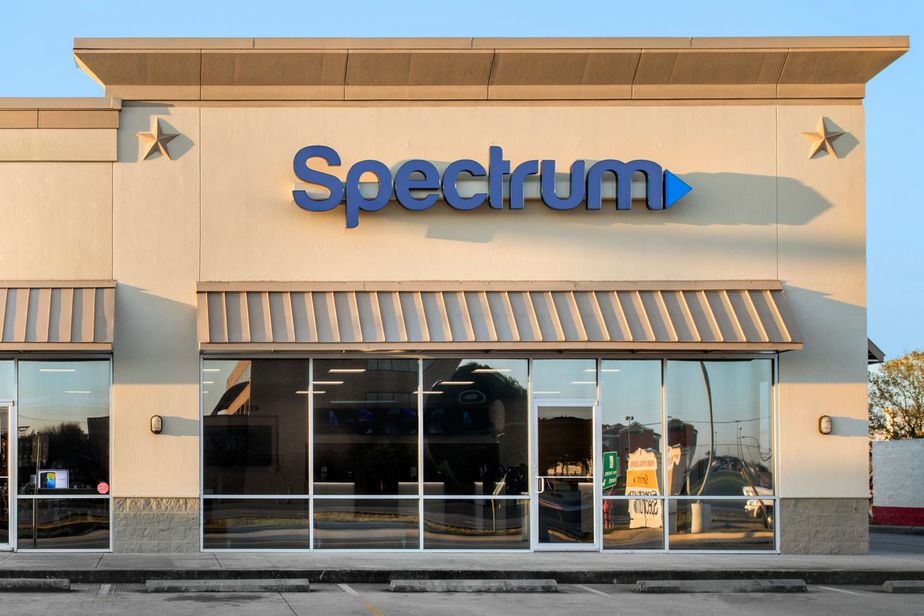 Spectrum - 8425 Memorial Blvd 