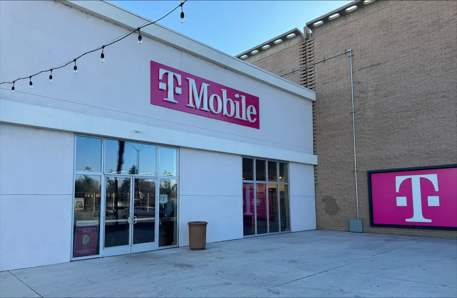  Exterior photo of T-Mobile Store at Sherwood Place, Stockton, CA 