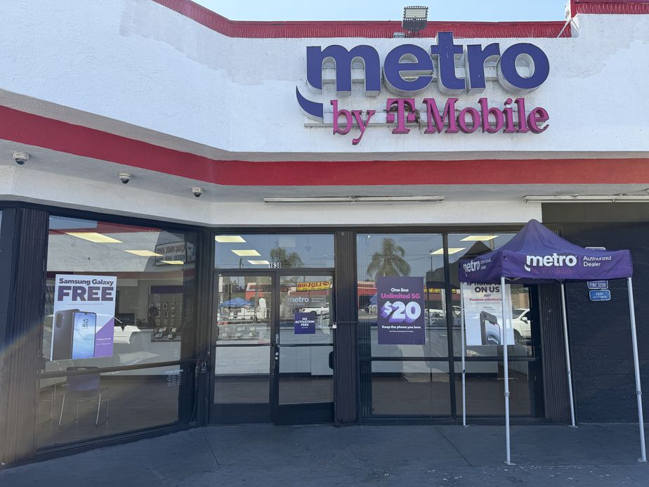 Metro by T-Mobile 1638 Firestone Blvd - 1638 Firestone Blvd 