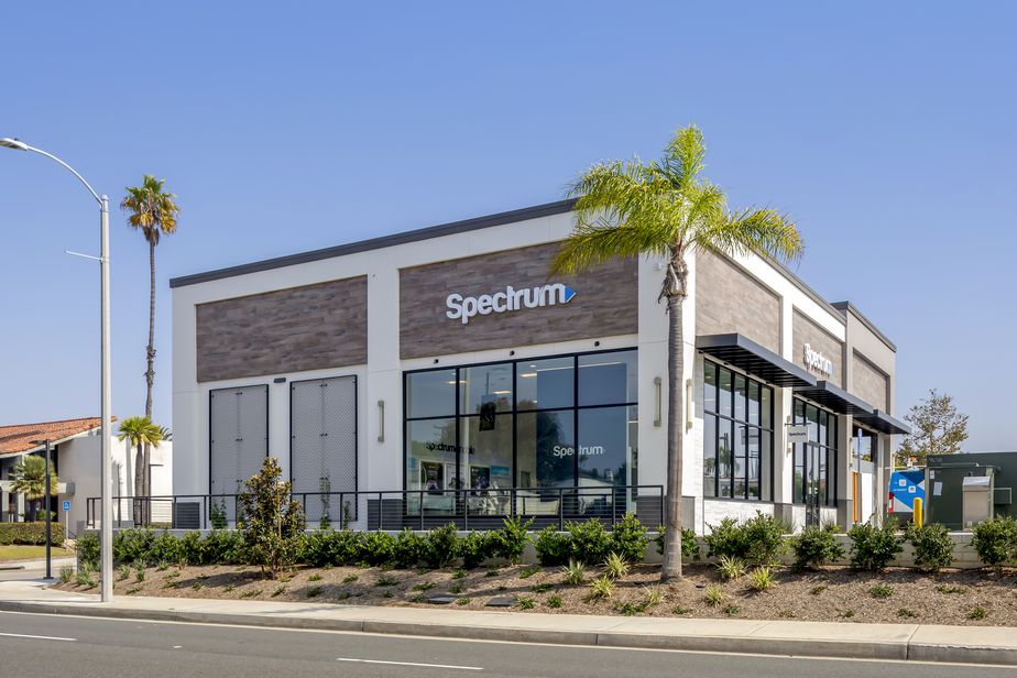 Spectrum - 2680 N Sepulveda Blvd 