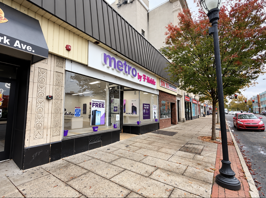 Metro by T-Mobile 617 Park Ave - 617 Park Ave 