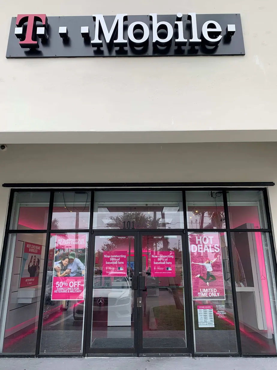 Exterior photo of T-Mobile store at S Dixie Hwy & Florida Turnpike, Homestead, FL