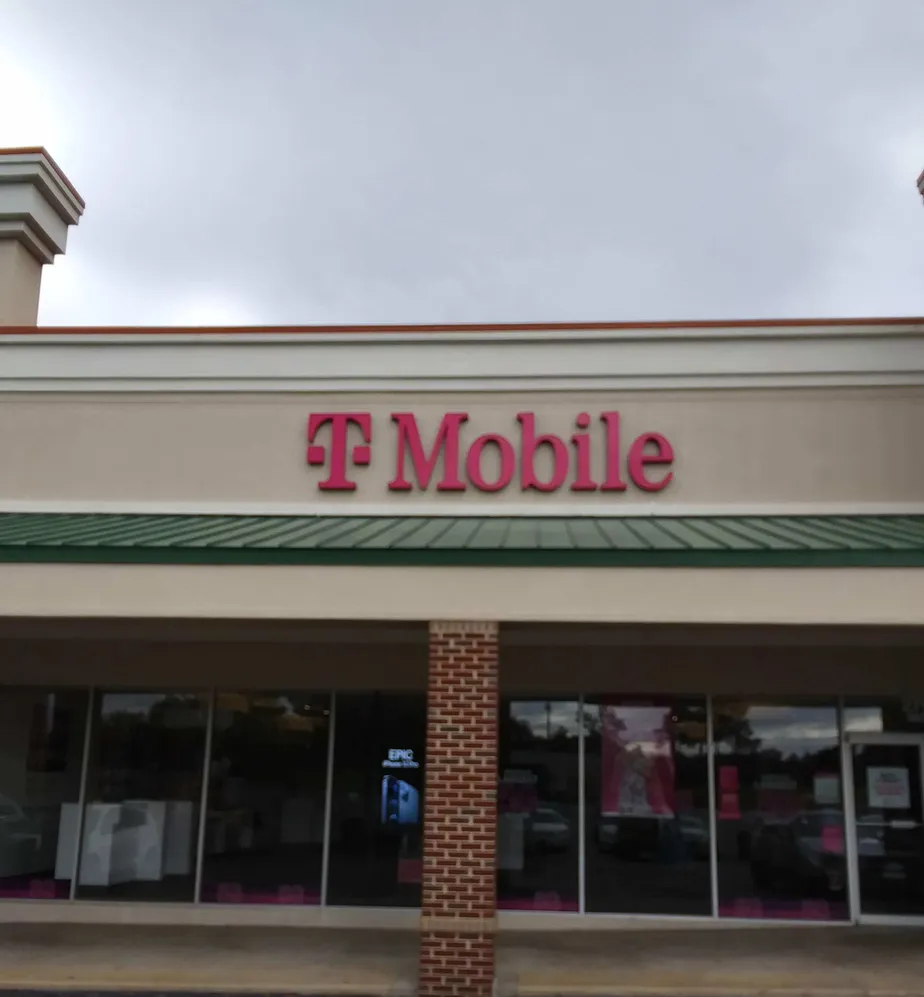 Exterior photo of T-Mobile store at Washington Rd & Rumson Dr, Augusta, GA
