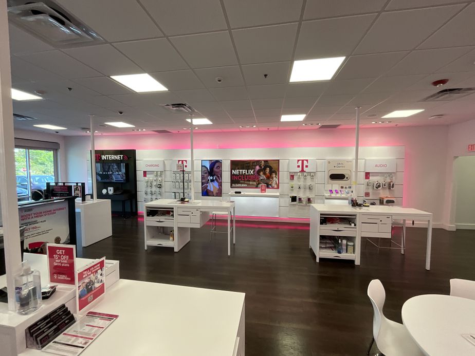 Interior photo of T-Mobile Store at Townpark Ln NW & Townpark Way, Kennesaw, GA